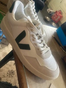 VEJA V90, men's size 9, green suede V - Picture 1 of 6