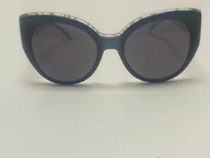 Ladies BEBE oversized black tinted sunglasses - Picture 1 of 5