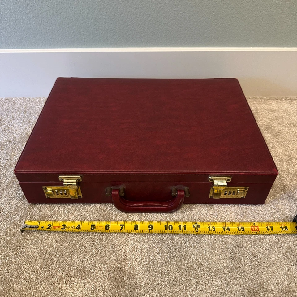 Maletín de cuero vintage sin marca, forrado en terciopelo, ¡MUY BONITO!, 17"x12"x3,5" Foto 1 de 4
