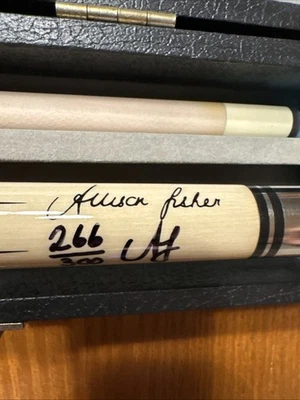 ALLISON FISHER 手工签名/亲笔签名 2 件 APA 台球杆 266 of 300 Tru-Glide — 第 1/4 张图片