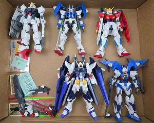 Bandai Gundam Model Kit Collection Set of 5 Figures PREBUILT HGBD 00 Sky - Picture 1 of 6