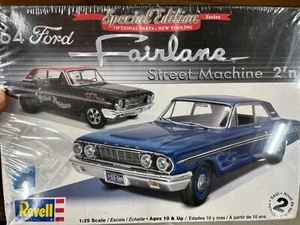 Revell 85.2076 1964 Ford Fairlane 2n1 1/25 kit Model Car Mountain FS - Picture 1 of 2