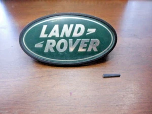 Range Rover Classic - Emblema de parrilla delantera **PIN ROTO** - Imagen 1 de 6