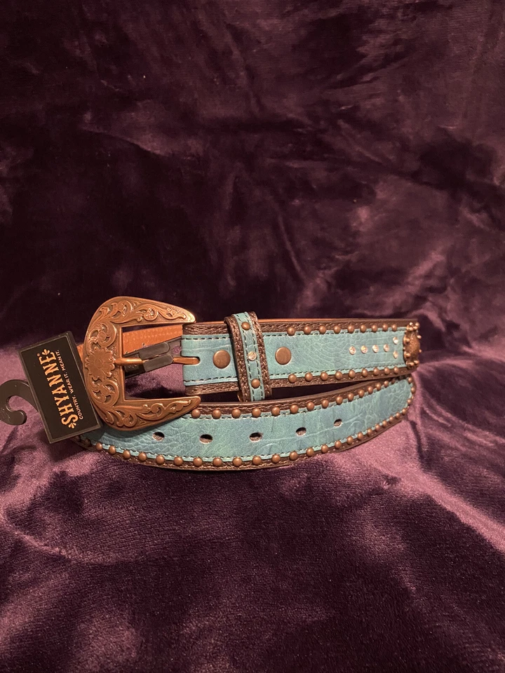 Cinturón de cuero Shyanne para mujer turquesa concho y bling mediano NUEVO���� Foto 1 de 1