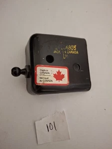 NOS 1988-96 CHEVY CORVETTE C4 HOOD LIFT SUPPORT BRACKET W PIVOT BALL 14104037 - Picture 1 of 3