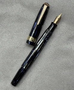 PARKER DUOFOLD VACUMATIC FOUNTAIN PEN 1942, NEAR MINT, PRICE STICKER GLUE - Picture 1 of 15