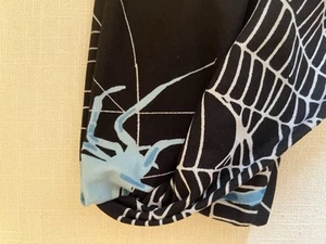 LuLaRoe Leggings ~ Kids S/M~ BLACK & WHITE SPIDER WEBS ~ Halloween New - Picture 1 of 2