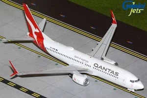 1:200 Gemini Jets Qantas Airways Boeing 737-800S VH-VZW - Picture 1 of 1