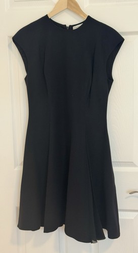 Abito Christian Dior senza maniche aderente e svasato lana seta con pieghe in seta rovesciata