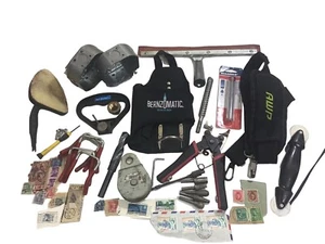 Vintage Estate Junk Drawer Lot Tools Stamps Wall Scraper Blades - Afbeelding 1 van 6