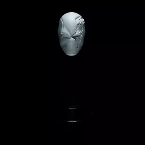 Marvel Legends Custom Unpainted Headsculpt Battle Damaged Red Hood - Bild 1 von 5