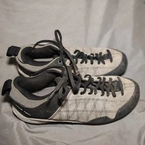Five Ten Guide Tennie Gray & Black Stealth Hiking Climbing Shoes Mens US 10 - Picture 1 of 15