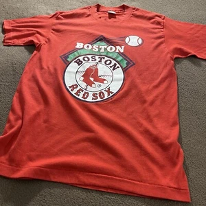 VINTAGE 80’S BOSTON RED SOX TRENCH GRAPHIC SINGLE-STITCH LARGE T-SHIRT RARE FIND - Picture 1 of 10
