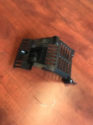 Cubierta inferior del motor para recortadora de gas Craftsman 26,5 CC 4 ciclos Mdl.74092/74094 Foto 1 de 4