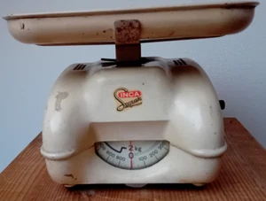 Vintage Scale Swiss Metal Super Inca 2 Kilogrammi Injecta 1953 - Picture 1 of 9