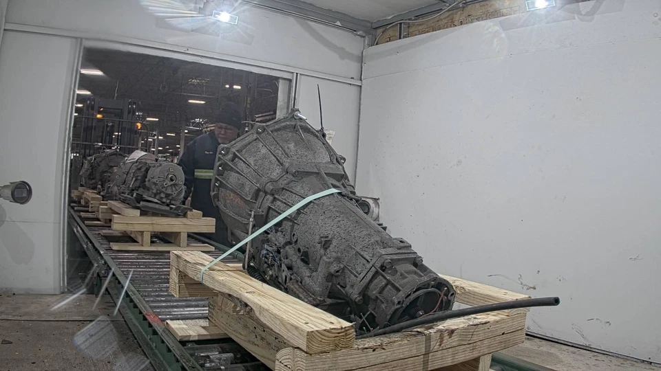 Transmisión automática 4x4 compatible con 03 AVALANCHE 1500 586552 Foto 1 de 4