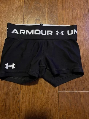 Girls Under Armour Compression Shorts Size YXS Youth Black - Image 1 of 3