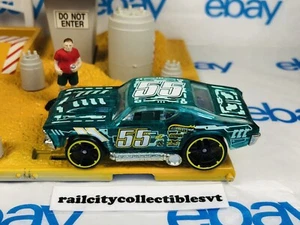 2015 Hot Wheels HW RACE '69 Chevelle 140/250 (Green Version) - Picture 1 of 8