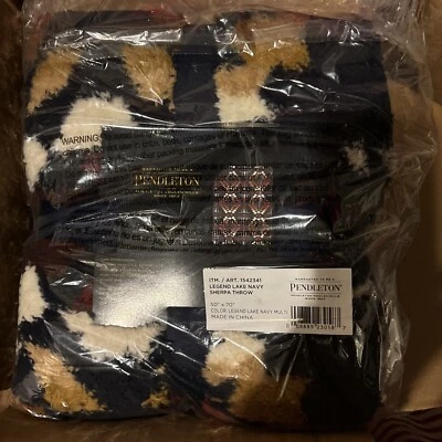 Pendleton Sherpa Fleece Throw Legend Lake Navy 50" x 70" - Image 1 of 3