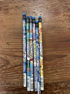 Lotto 6 matite Pokemon 1999 da collezione Charzard, Squirtle, Bulbasaur, Jesse - Foto 1 di 10