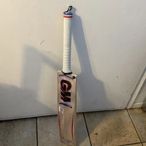 Bate de Cricket GM Gunn And Moore MANA F4.5 909 Mango Corto Hecho en India - Imagen 1 de 8