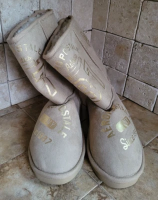 Botas Aeropostale para mujer beige imitación piel gamuza talla 8,5 nuevas con etiquetas Foto 1 de 4