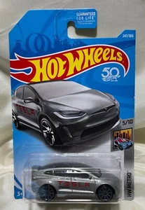 New/sealed Hot Wheels 2018 Release TESLA MODEL X #247/365 HW Metro gray - Picture 1 of 3