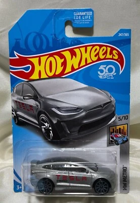 New/sealed Hot Wheels 2018 Release TESLA MODEL X #247/365 HW Metro gray - Image 1 of 3