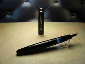 Vintage Jet Black "Montblanc 342" Fountain Pen-Steel M Nib-Germany 1950s - Picture 1 of 21