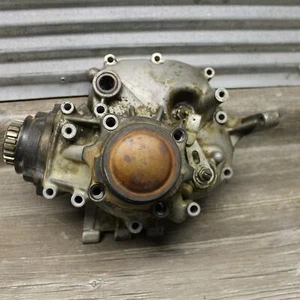 1979 Kawasaki KZ1000E OUTPUT GEAR SHAFT HOUSING - Picture 1 of 6