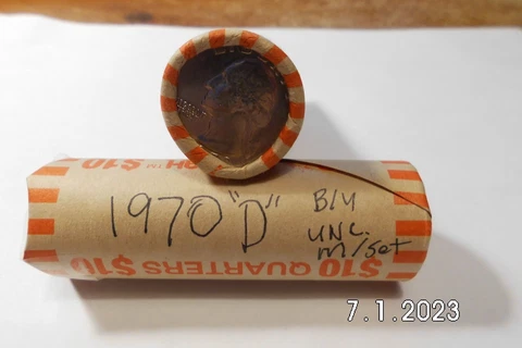 1970-D WASHINGTON QUARTERS 40 COIN ROLL - (( UNC.COINS )) FROM MINT SETS Cover