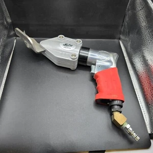 Malco Turbo Shear TSS1A pneumatic asphalt shingles cutting shears - Picture 1 of 7