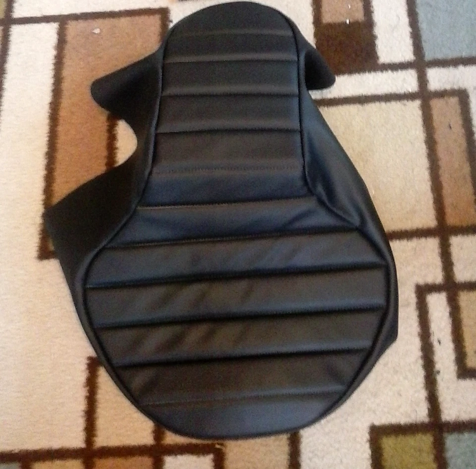 Funda de asiento de motocicleta negra hecha a mano Kawasaki en 450-454 LTD 1985-1990 Foto 1 de 1