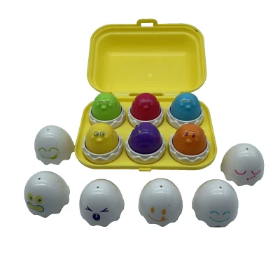 Tomy Hide & Squeek Eggs Vintage 1993 Toy Shape Sorter Box Children's Activity - Image 1 of 4