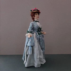 Miniature 1/12" dollshouse OOAK Doll in Late 19th Century Victorian Fashion - Foto 1 di 10