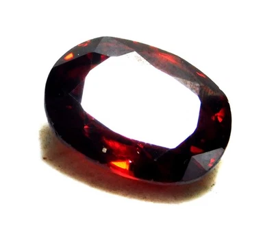 Red Garnet Natural 16.40 Cts Oval Cut Loose Gemstone R30 - Image 1 of 4