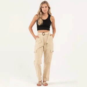 Roxy Damen-Cargohose hoher Bund khaki hellbraun mit Gürtel Größe 14 100 % Baumwolle - Bild 1 von 6