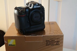 nikon d2x - Picture 1 of 12