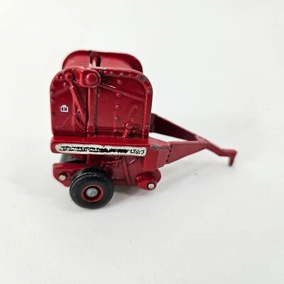 Vintage ERTL 1/64 Scale International 2400 Round hay baler Die Cast Red farm - Image 1 of 4