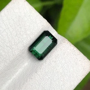 2 quilates piedra preciosa suelta turmalina natural verde en forma de esmeralda de Afganistán - Imagen 1 de 12