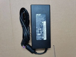 Adaptador de CA original 135W 19V 7.1A ADP-135KBT para Acer Nitro 5 N18C3 AN515-54-76KC - Imagen 1 de 6