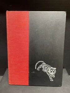 1968 Dakota Wesleyan University College Annuario - The Tumbleweed - Foto 1 di 22