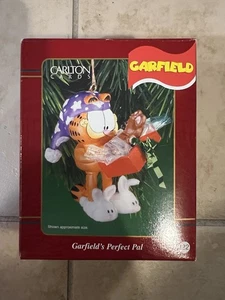 2001 “Garfield’s Perfect Pal” Ornament Garfield Pooky Bear Glows In The Dark - Picture 1 of 8