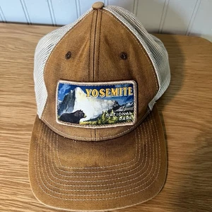 Sombrero de camionero de recuerdo del Parque Nacional de Yosemite - Imagen 1 de 5