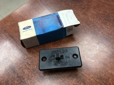 Nuevo de Lote Antiguo 1973 1974 1975 1976 1977 1979 Ford F-100 150 Interruptor de Luz de Carga D3TZ-15443-B Foto 1 de 4