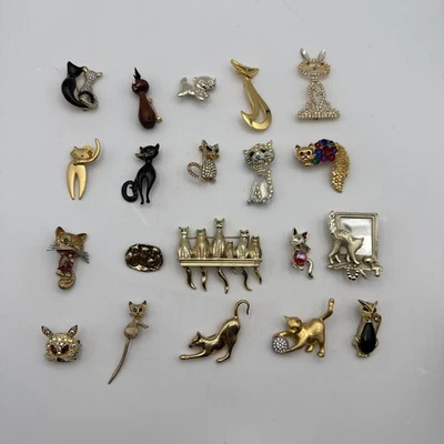 LOT OF 20 GOLD+SILVER TONE 'ANIMAL-CATS -BROOCHES, ASSORTMENT, VINTAGE - Image 1 of 4