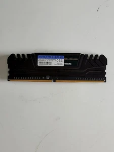 EVGA 16G-D4-2400-MR 8GB DDR4 Desktop Memory - Picture 1 of 3
