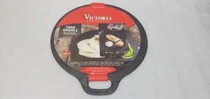 Victoria 12 Zoll Gusseisen Tawa Dosa Pfanne, Pizzapfanne mit Schlaufengriff, Krepp... - Bild 1 von 6