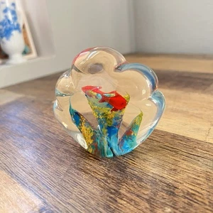 Art Glass Fish Aquarium Paperweight Clamshell Double Sided - Picture 1 of 6