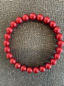 VINTAGE HIGH END *RARE* AMAZINGLY GORGEOUS RED GLASS BEADS ELASTIC BRACELET!! - Picture 1 of 2